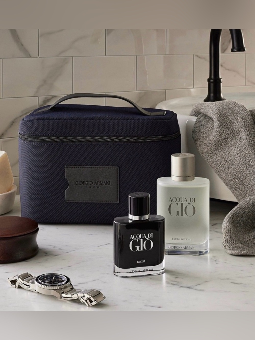 Giorgio Armani Navy and Black Men's Toiletry Bag